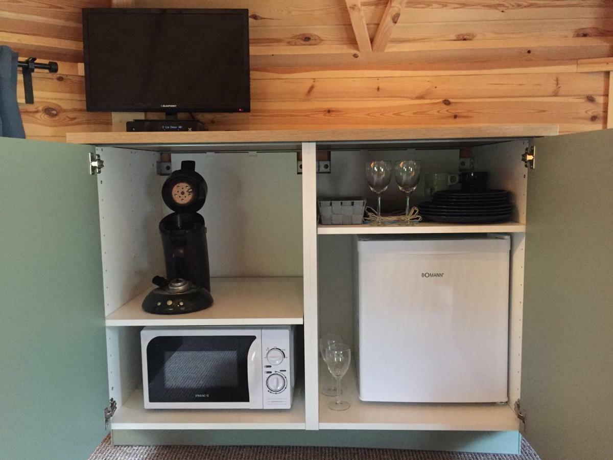 La Cabane De L'Atelier Bomal Zewnętrze zdjęcie